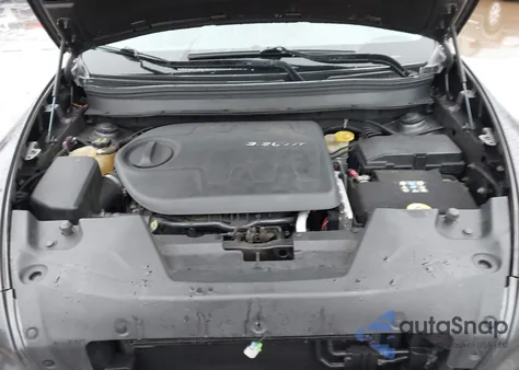 2014 Jeep Cherokee Latitude из США, поврежденный, VIN 1C4PJMCS5EW137875